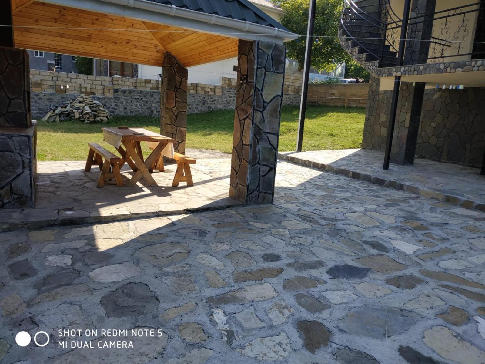 Qax Ilisu Villa Екстериор снимка